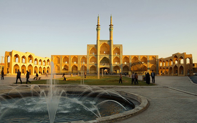 Amir Chakhmaq minarets of Yazd