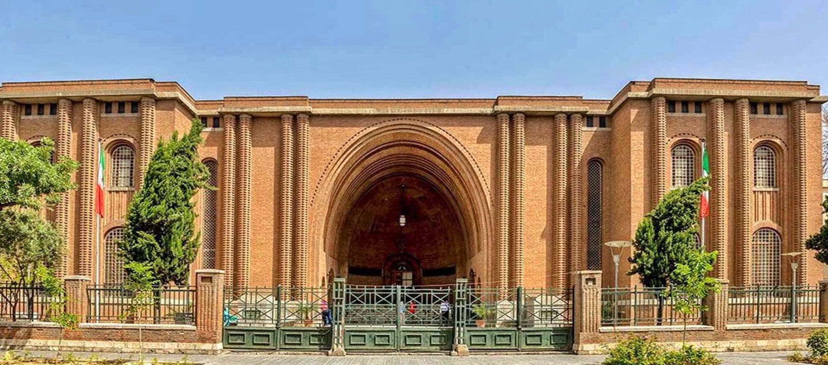 national museum of Tehran, tehran-baku tour